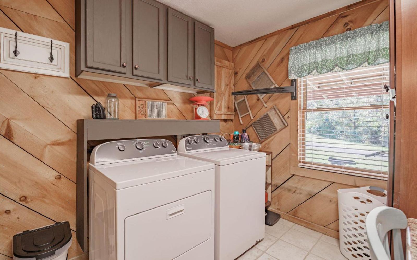 Wooded Bliss Hot Tub Single Level Cabin With No Steps Rocking Chairs And Wooded Views Pigeon Forge Eksteriør bilde