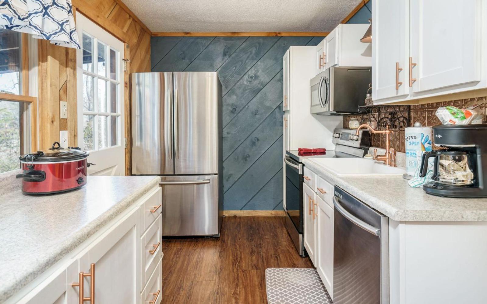 Wooded Bliss Hot Tub Single Level Cabin With No Steps Rocking Chairs And Wooded Views Pigeon Forge Eksteriør bilde
